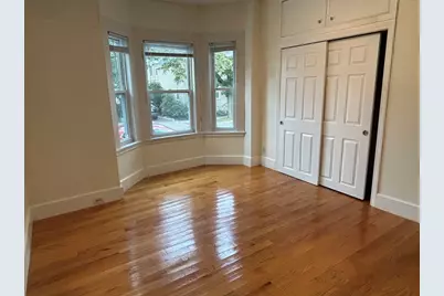 125 Spring St #1, Medford, MA 02155 - Photo 7