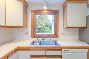 16 Meltiah Rd, Falmouth, MA 02540 - Photo 15