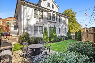 140 Sumner Rd #1, Brookline, MA 02445 - Photo 25