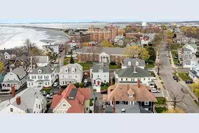 3 Grosvenor Park #2, Lynn, MA 01902 - Photo 1