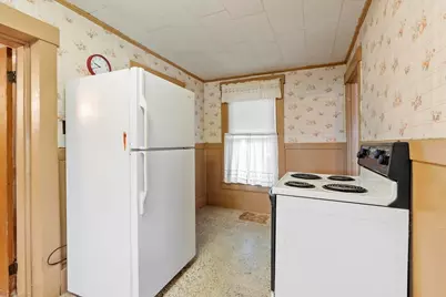 86 Highland St, Athol, MA 01331 - Photo 15