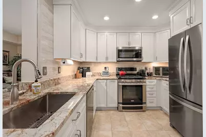 38 Village Rd #515, Middleton, MA 01949 - Photo 5