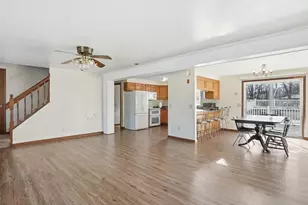 277 West St, Barre, MA 01005 - Photo 3