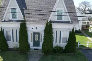 24 Quincy St, Quincy, MA 02169 - Photo 1