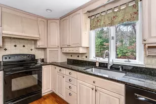 18 Mary Anne Dr, Franklin, MA 02038 - Photo 11