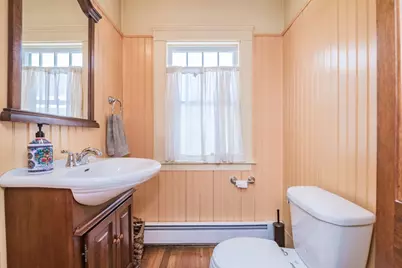 2 Oak St, Easthampton, MA 01027 - Photo 17