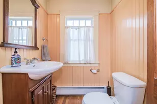 2 Oak St, Easthampton, MA 01027 - Photo 17