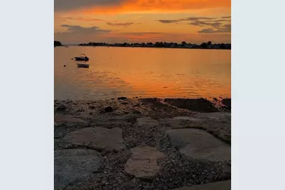 15 Lincoln Ave, Hull, MA 02045 - Photo 15