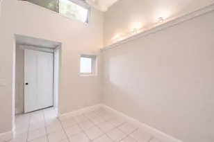 21 Fayette St, Cambridge, MA 02139 - Photo 5