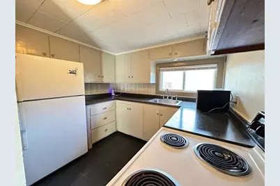 91 W Main St, West Brookfield, MA 01585 - Photo 3