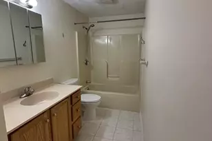 102 Jarvis Cir, Needham, MA 02492 - Photo 13