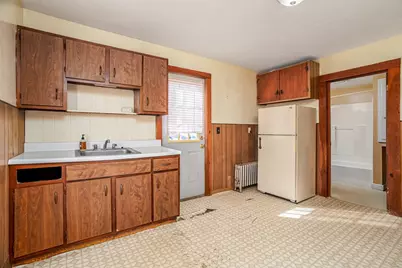 30 Richman St, Clinton, MA 01510 - Photo 19