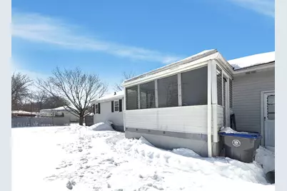 12 Annette St, Methuen, MA 01844 - Photo 5