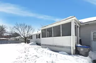 12 Annette St, Methuen, MA 01844 - Photo 5