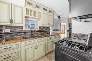 87 Pearl St, Middleborough, MA 02346 - Photo 31