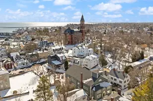 26 Summer St, Marblehead, MA 01945 - Photo 33