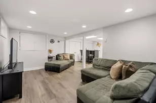 174 S Main St, Sherborn, MA 01770 - Photo 27