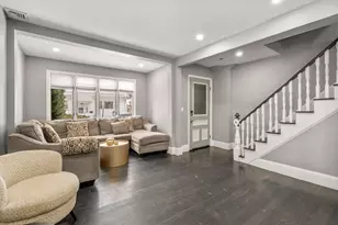 133 Nichols St, Everett, MA 02149 - Photo 9