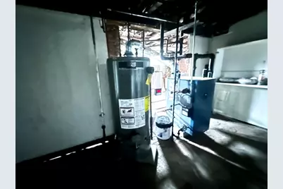 7-9 Ledyard St, Springfield, MA 01104 - Photo 21