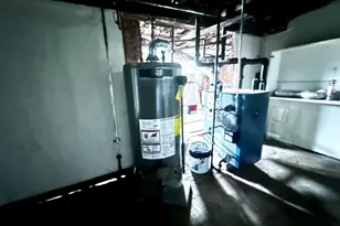 79 Ledyard St, Springfield, MA 01104 - Photo 21