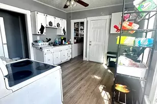 79 Ledyard St, Springfield, MA 01104 - Photo 35