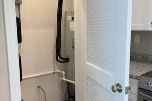 2 S Spooner St, Plymouth, MA 02360 - Photo 5