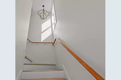 25 Lebanon St #C, Fall River, MA 02723 - Photo 17