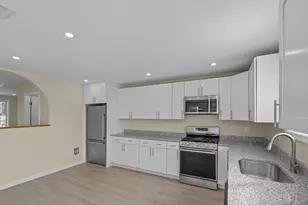 25 Lebanon St, Fall River, MA 02723 - Photo 9