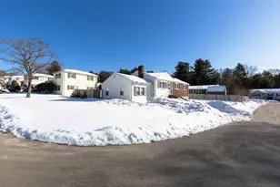 8 Dianthus Rd, Holbrook, MA 02343 - Photo 5