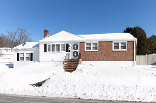 8 Dianthus Rd, Holbrook, MA 02343 - Photo 1