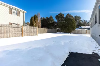 8 Dianthus Rd, Holbrook, MA 02343 - Photo 7