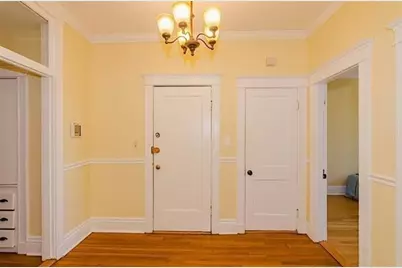 378 Riverway #3, Boston, MA 02115 - Photo 21