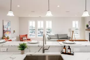 45 L St, Boston, MA 02127 - Photo 11