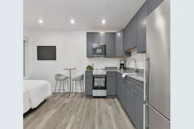 585 Essex St #327, Lynn, MA 01901 - Photo 3