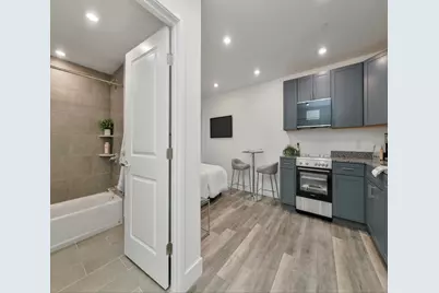 585 Essex St #327, Lynn, MA 01901 - Photo 5