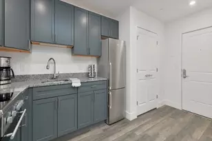 585 Essex St, Lynn, MA 01901 - Photo 3