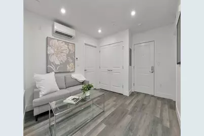 585 Essex St #709, Lynn, MA 01901 - Photo 3