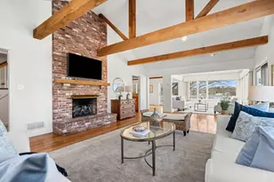 21 Kenneth Rd, Marblehead, MA 01945 - Photo 5