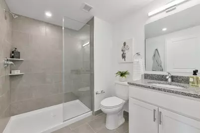 585 Essex St #501, Lynn, MA 01901 - Photo 3