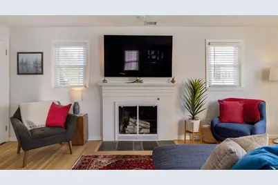 15 Vogel Street, Boston, MA 02132 - Photo 7