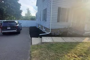 187 Hamilton St, Saugus, MA 01906 - Photo 31