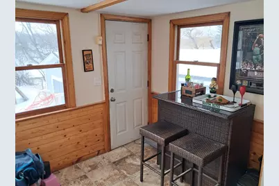 187 Hamilton St, Saugus, MA 01906 - Photo 11