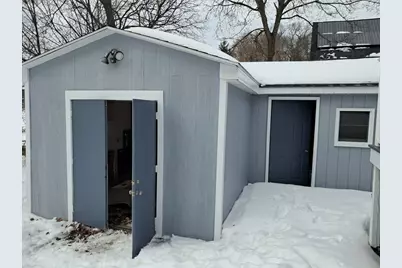 187 Hamilton St, Saugus, MA 01906 - Photo 25