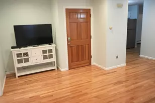 12 Regent St, Cambridge, MA 02140 - Photo 31