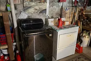 15 Acorn St, Malden, MA 02148 - Photo 9