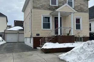 210 Clifford St, New Bedford, MA 02745 - Photo 3