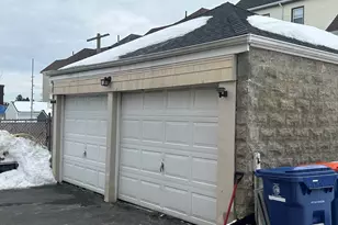 210 Clifford St, New Bedford, MA 02745 - Photo 17