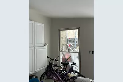 210 Clifford St., New Bedford, MA 02745 - Photo 15