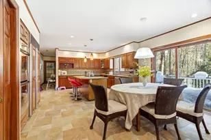 253 Highland St, Weston, MA 02493 - Photo 23