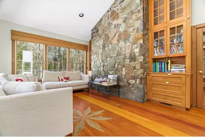 253 Highland St, Weston, MA 02493 - Photo 5